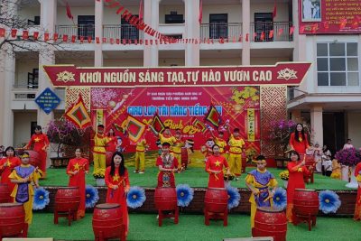 TRƯỜNG TIỂU HỌC NINH SƠN  TỔ CHỨC CHƯƠNG TRÌNH CHÀO XUÂN BÍNH NGỌ 2026 GIAO LƯU TÀI NĂNG TIẾNG ANH  VÀ QUYÊN GÓP ỦNG HỘ BẠN NGHÈO VUI TẾT